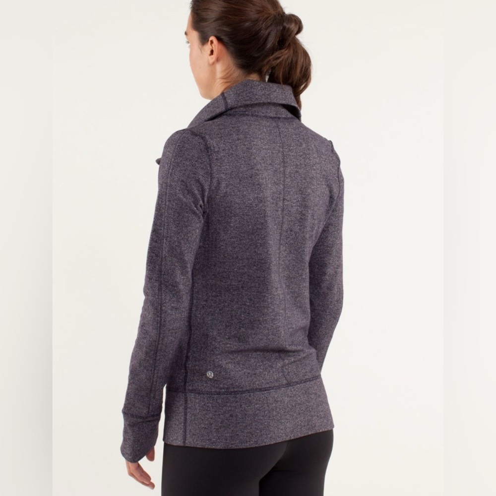 Lululemon Daily Yoga Grey Jacket - Picture 2 of 11